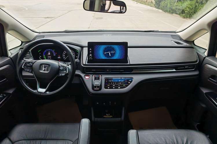 Used Honda Elysion 2022 2.0L eHEV Luxury Edition
