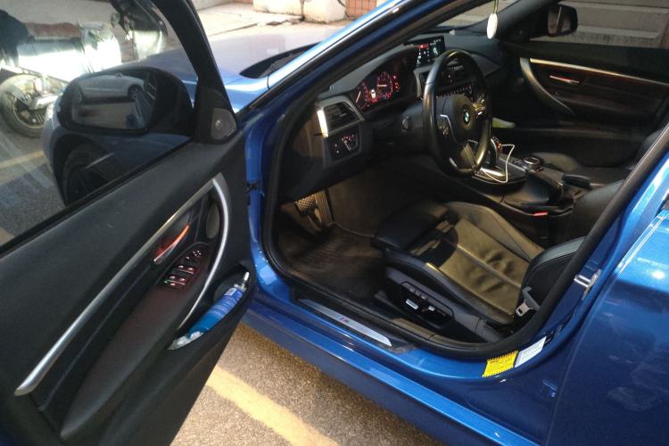 Used BMW 3 Series 2019 320i M Sport Night Edition
