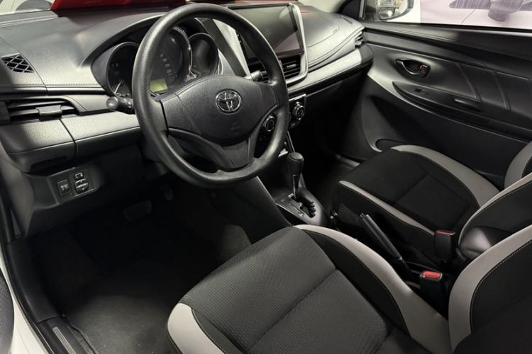 Used Toyota YARiS L 2020 1.5L CVT Leading Edition
