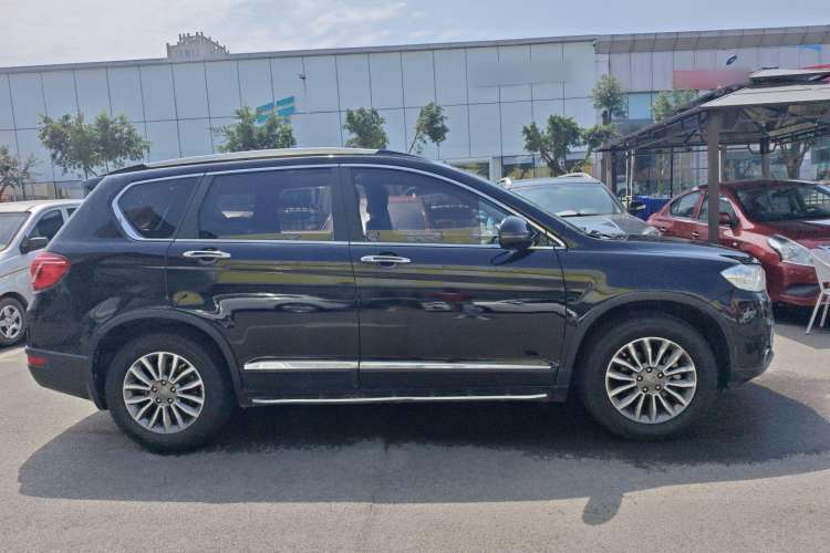 Used Haval H6 2015 Sport Edition 1.5T Automatic Two-Wheel Drive Luxury Model
