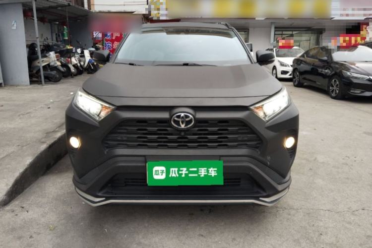 Used Toyota RAV4 2022 2.0L CVT Two-Wheel Drive Fashion Plus Edition
