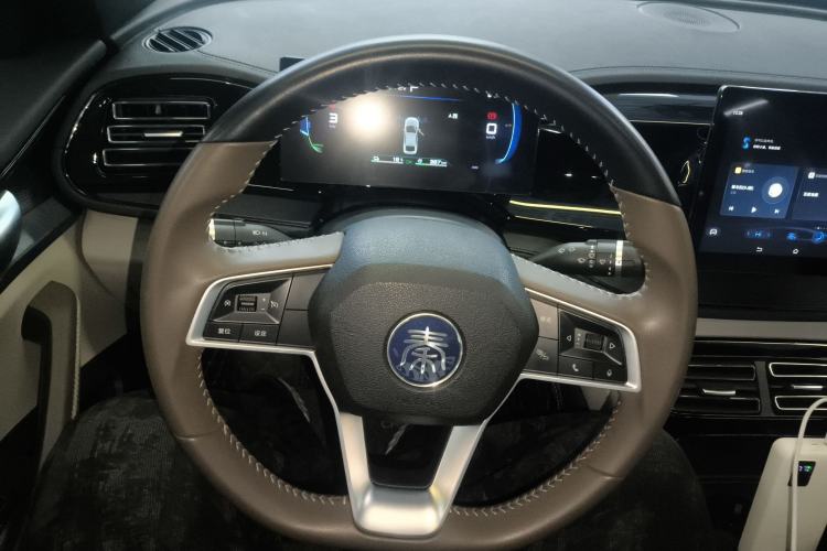 Used BYD Qin PLUS 2023 Champion Edition DM-i 55KM Leading Model
