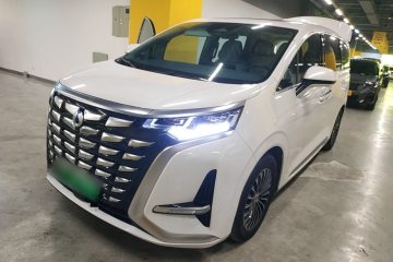 Used Denza D9 2022 DM-i 1040 Prestige Model