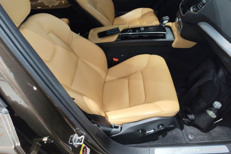 Used Volvo XC90 2018 T6 Zhiyi Edition 7-Seater
