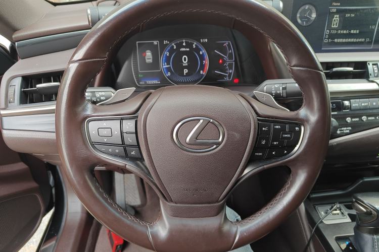 Used Lexus ES 2020 200 Excellence Edition