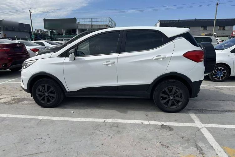 Used BYD Yuan New Energy 2019 EV535 Smart Connect Trendsetting Model
