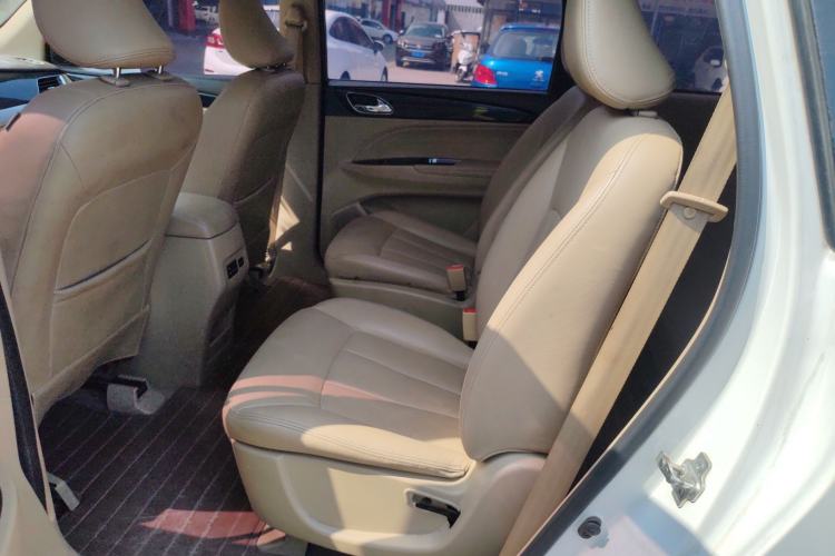 Used Baojun 730 2016 1.5L Manual Luxury Edition 7 Seats
