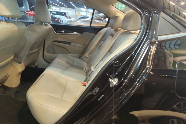 Used Honda Crider 2016 1.8L CVT Luxury Edition
