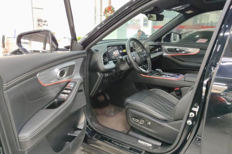 Used GAC Trumpchi GS8 2022 Linghang Series 2.0 TGDI Two-Wheel-Drive Luxury Smart Connectivity Version (7 Seats)
