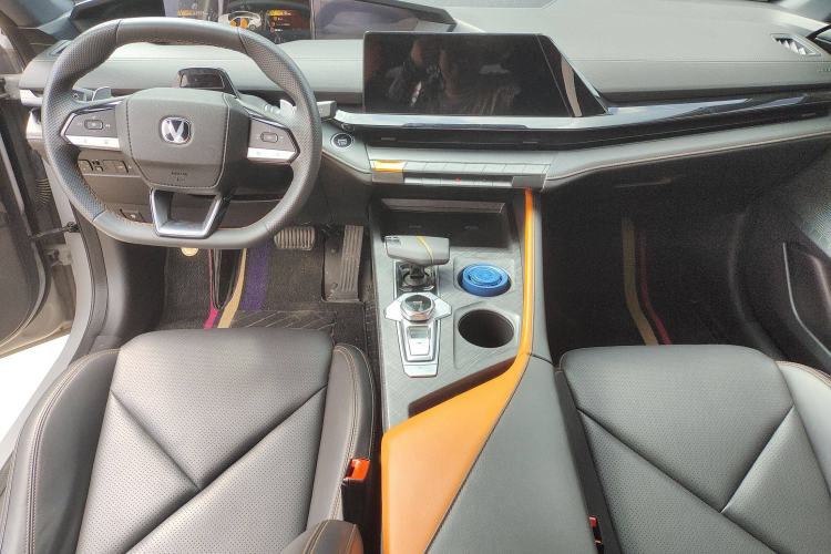 Used Changan UNI-V 2022 1.5T Smart Navigation Version
