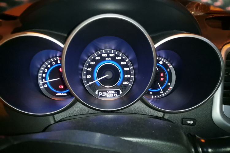 Used Changan Eado 2015 1.6L Automatic Junku Model China IV Standard
