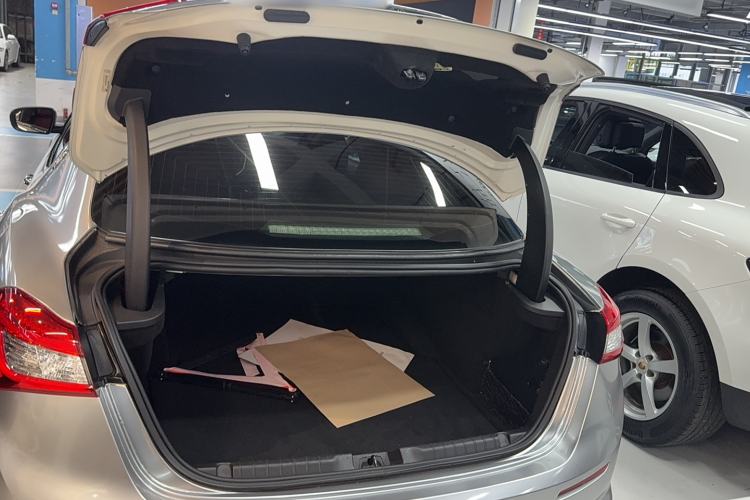 Used Maserati Ghibli 2018 3.0T Standard Edition
