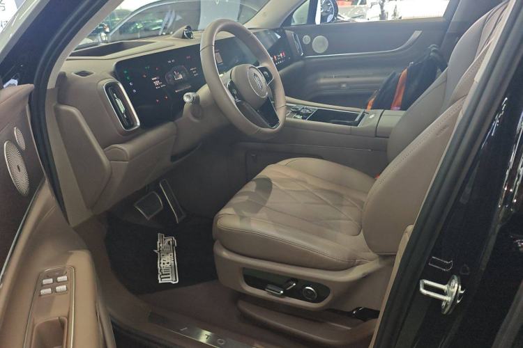 Used Hima AITO M9 2024 Range-Extended Ultra Version 52 kWh 5-Seater Model
