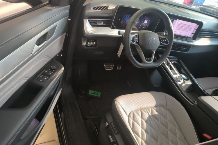 Used Volkswagen Talagon 2024 Facelifted 380TSI All-Wheel Drive R-Line Cruise Premium Edition