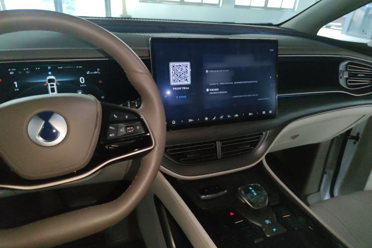 Used Denza D9 2022 DM-i 970 Four-Wheel Drive Flagship Model
