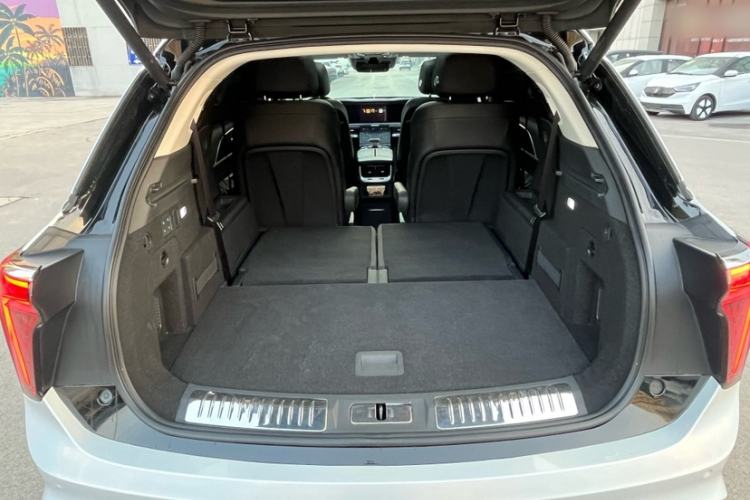 Used Hongqi E-HS9 2022 690 km Range Flagship Edition Six Seats