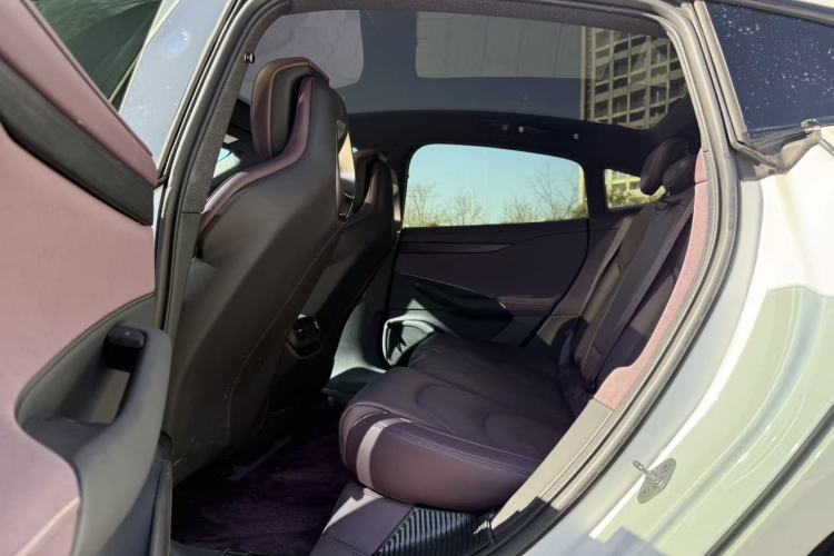 Used Xiaomi Auto SU7 2024 Rear-Drive Long-Range Intelligent Driving Version
