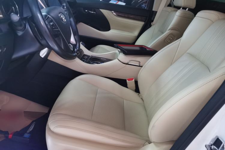 Used Toyota Alphard 2021 Dual-Engine 2.5L Prestige Edition
