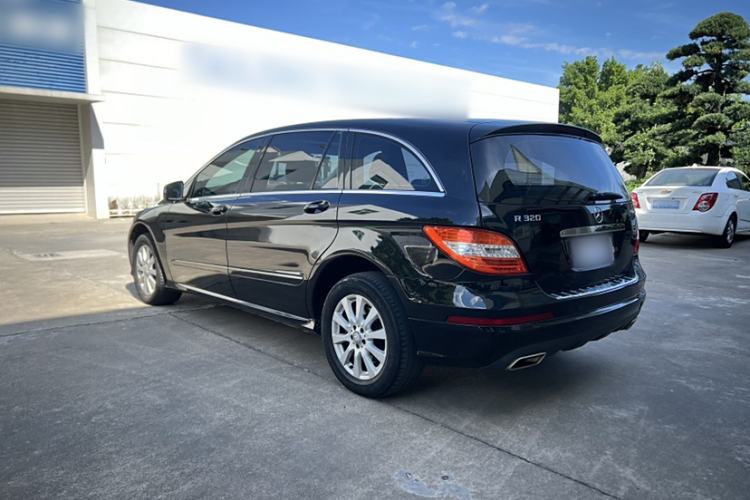 Used Mercedes-Benz R-Class 2014 R 320 4MATIC Business Model