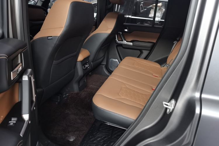 Used  T01 2024 2.0T Explorer
