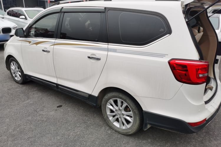 Used Baojun 730 2016 1.5L Manual Comfort Version 7 Seats China V Emission Standard
