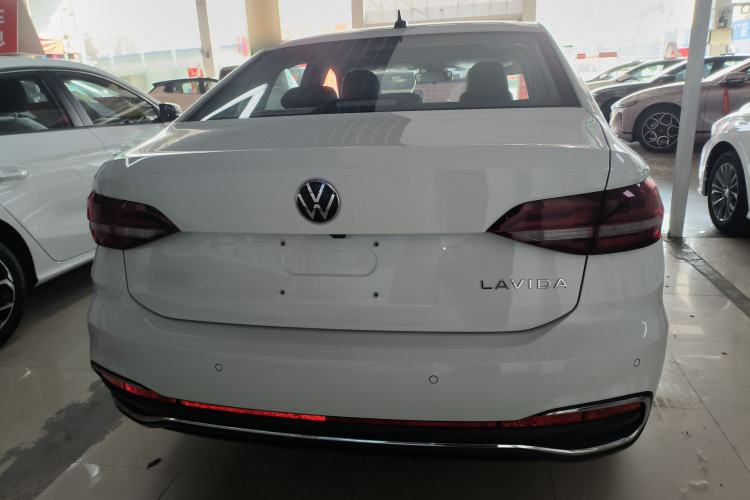 Used Volkswagen Lavida 2024 1.5L Automatic Full-Comfort Version
