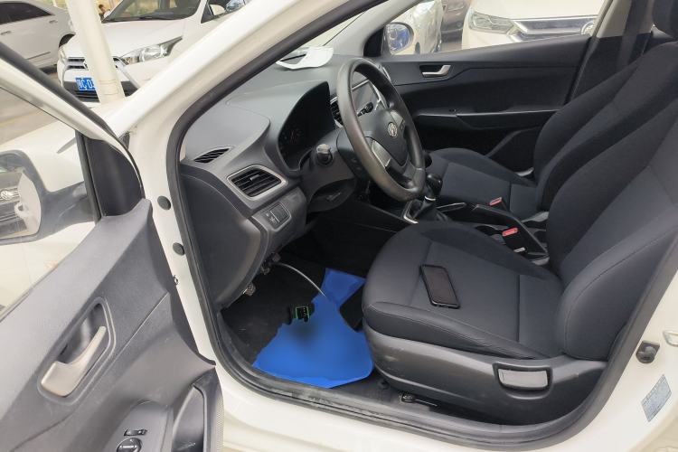 Used Hyundai Verna 2016 1.4L Manual Cool Edition GLS
