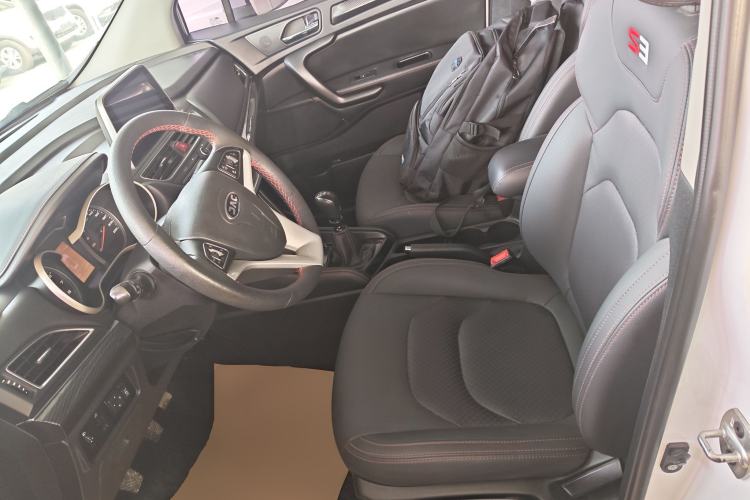 Used  Refine S3 2017 1.6L Manual Luxury Smart Model