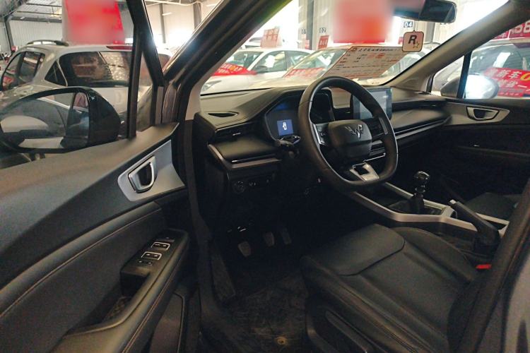 Used Wuling Jiachen 2022 1.5T Manual Light Enjoyment Dynamic Version