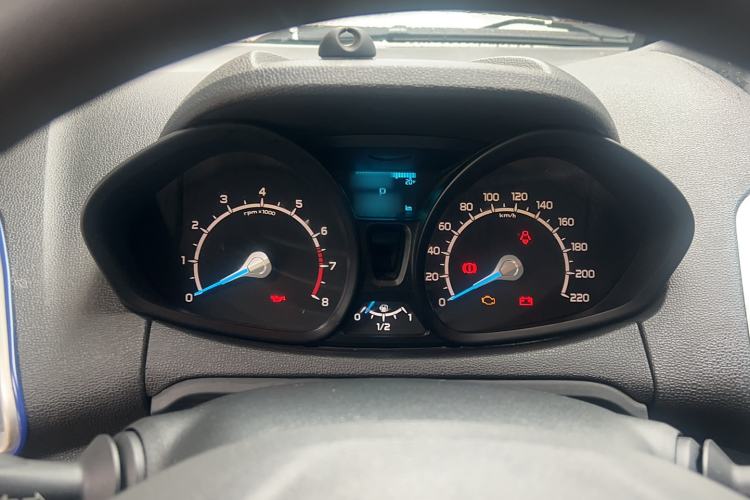 Used Ford EcoSport 2013 1.5L Automatic Fashion Model