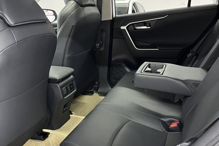 Used Toyota Wildlander 2023 2.0L CVT Two-Wheel Drive Urban Edition
