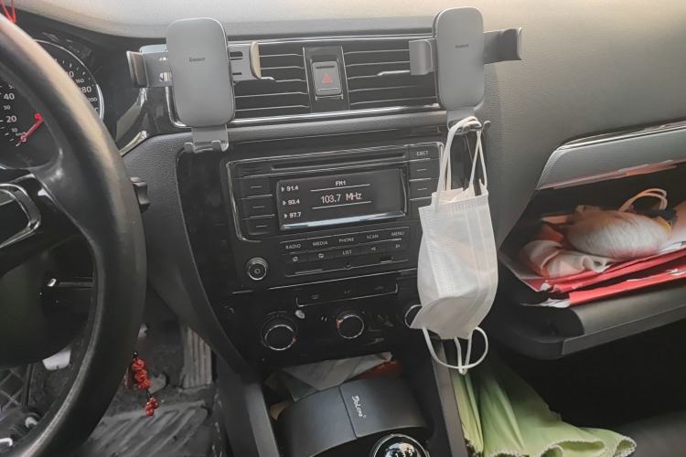 Used Volkswagen Sagitar 2015 1.6L Manual Comfort Model