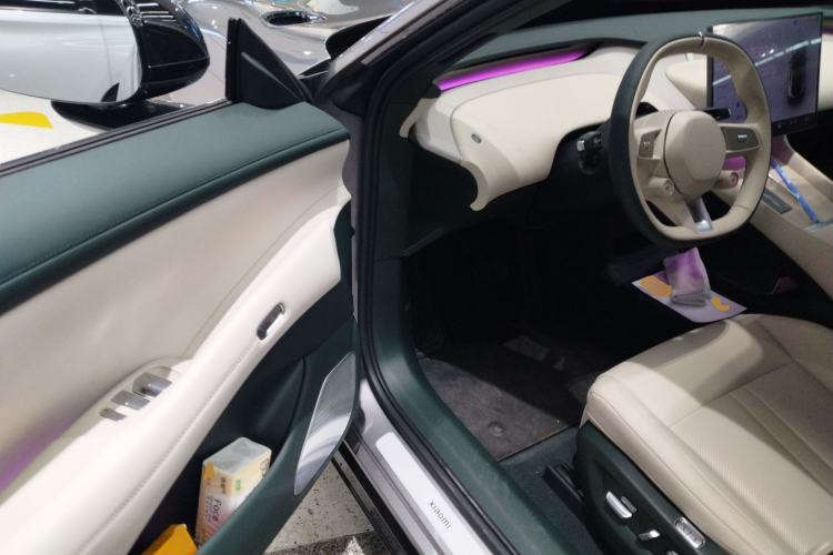 Used  YU7 2025 Ultra-Long Range Rear-Wheel Drive Version
