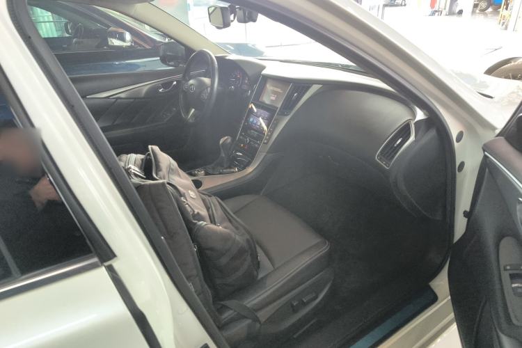 Used Infiniti Q50L 2016 2.0T Ambition Edition
