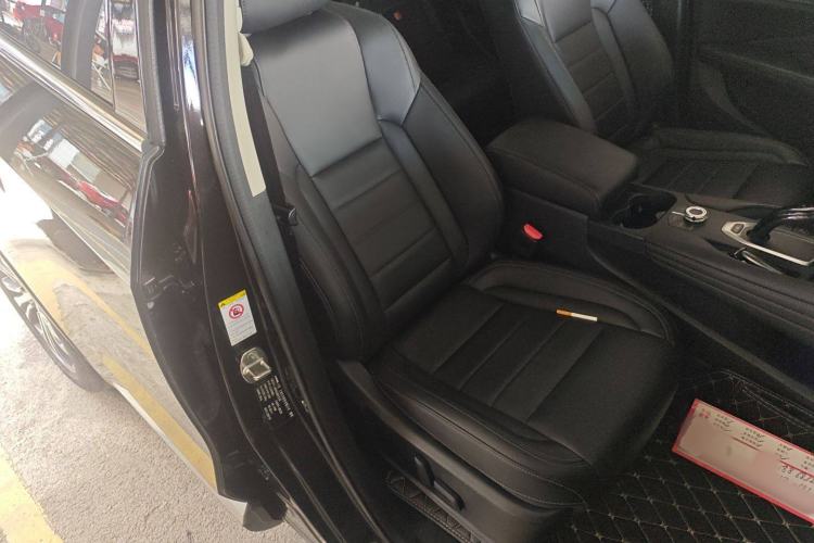 Used Haval F7 2019 2.0T Two-Wheel Drive i-Van China V standard
