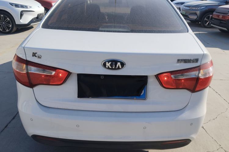 Used Kia K2 2012 Sedan 1.4L MT GLS Commemorative Edition

