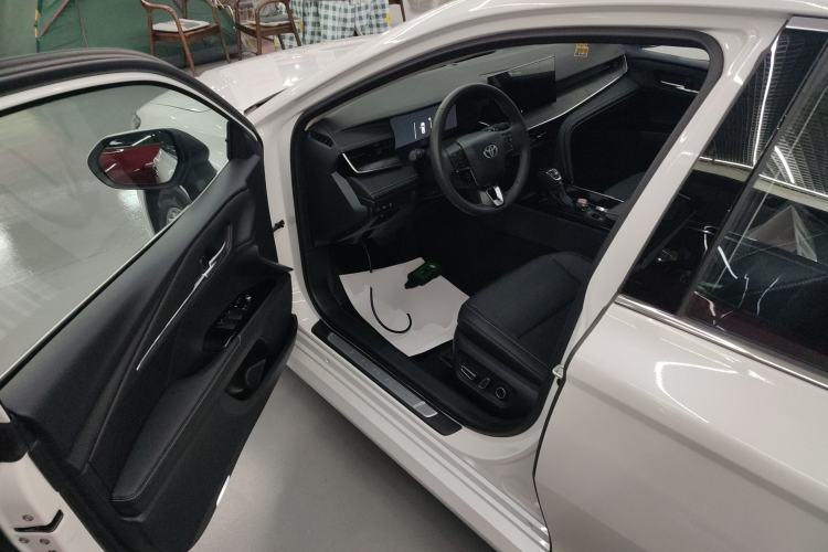 Used Toyota Camry 2024 Dual-Motor 2.0 HG Premium Edition