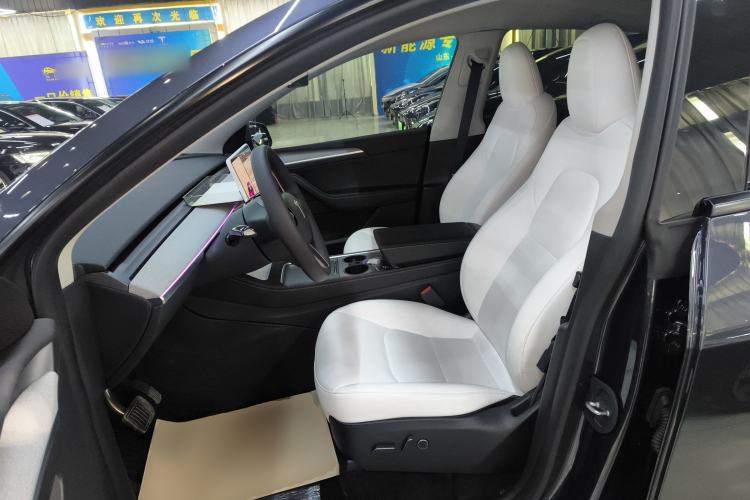 Used Tesla Model Y 2024 Long-Range All-Wheel-Drive Version