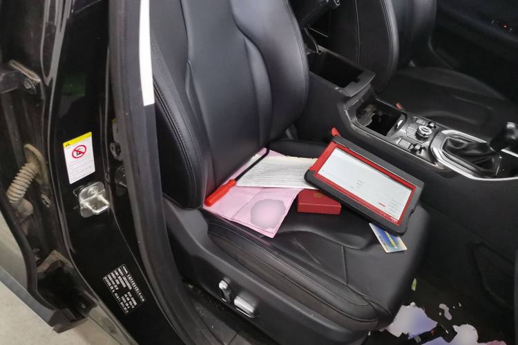 Used Haval H6 2017 Blue Label 1.5T Automatic Two-Wheel Drive ZhiShang Model
