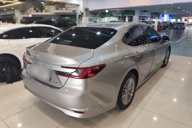 Used Toyota Camry 2024 Dual-Motor 2.0 HGVP Luxury Edition