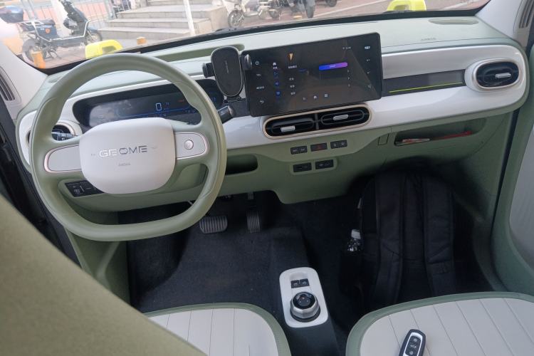 Used  Panda 2025 210km Panda Rider
