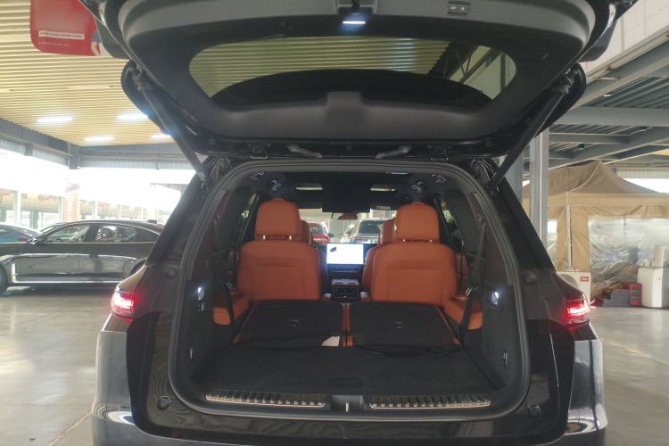 Used Li Auto L9 2022 Max model