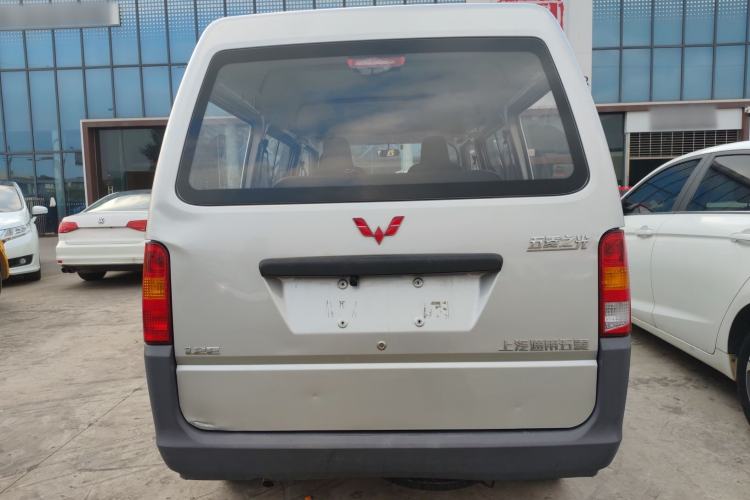 Used Wuling Zhiguang 2020 1.2L Practical Model China VI LSI