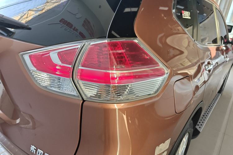 Used Nissan X-Trail 2015 2.0L CVT Comfort MAX Edition 2WD