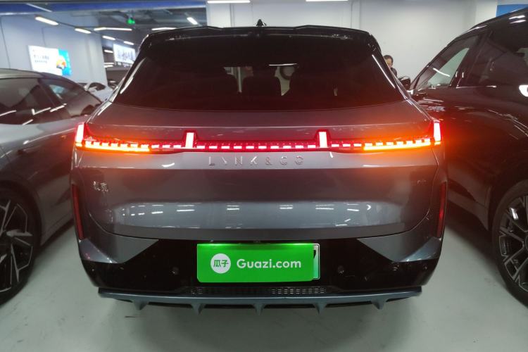 Used Lynk & Co 08 EM-P 2025 245km Ultra-Long Range Halo
