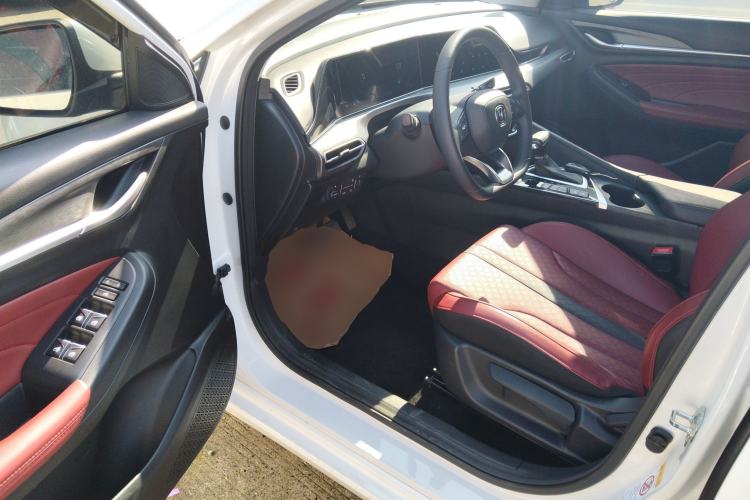 Used Changan Eado 2021 PLUS Blue Whale NE 1.4T GDI DCT Prestige Model
