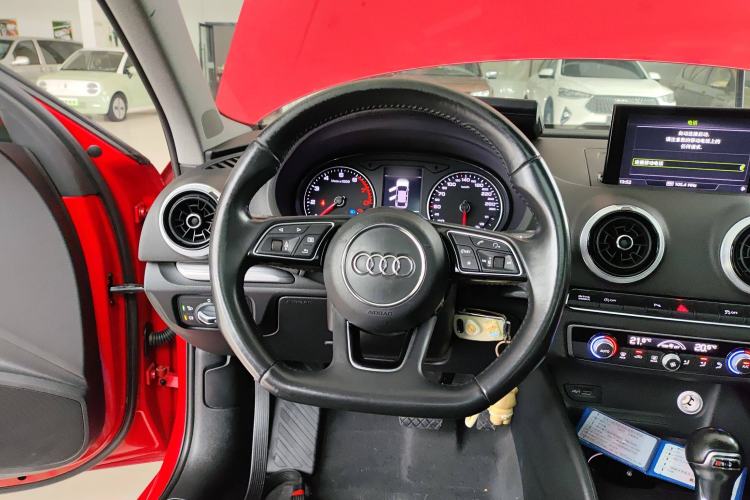 Used Audi A3 2017 Limousine 35 TFSI Sport Edition
