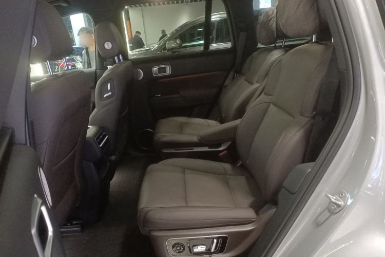 Used Li Auto L8 2023 Pro Model
