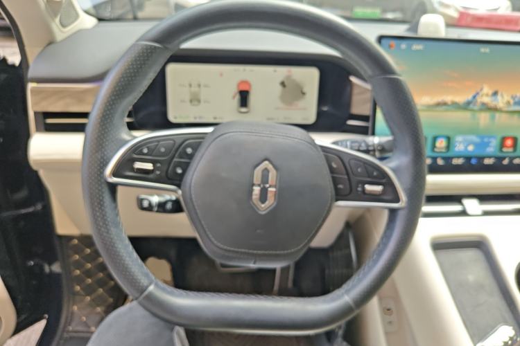 Used Hima AITO M5 2022 Extended-Range Four-Wheel Drive Performance Version
