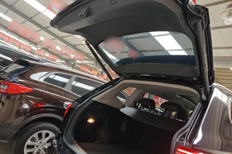 Used Volkswagen Tiguan L 2022 330TSI Automatic Two-Wheel Drive R-Line Enhanced Edition
